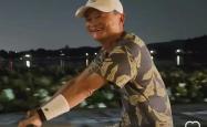 “是马老师吗？”马云夜骑西湖被网友偶遇，同款自行车卖1.85万元，近期已多次在杭州露面