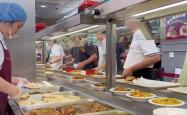 光明日报：家门口的社区食堂，越来越“圈粉”？