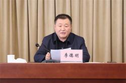 花一千多万建10个豪华厕所的县委书记，接受“保姆式”服务，六大纪律全违反！