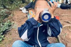 8岁男童在大理苍山参加“独立营”走失，一天一夜后仍在搜寻