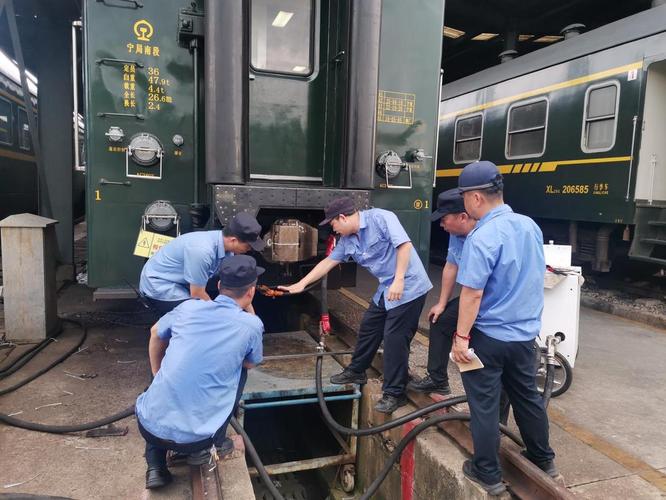 【澜湄印象】中越国际联运旅客列车恢复开行乘客：带来很大便利 第1张